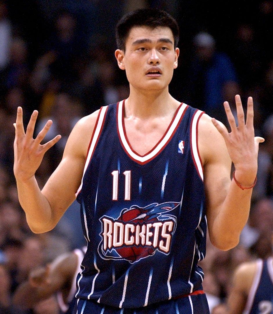 人阵容中